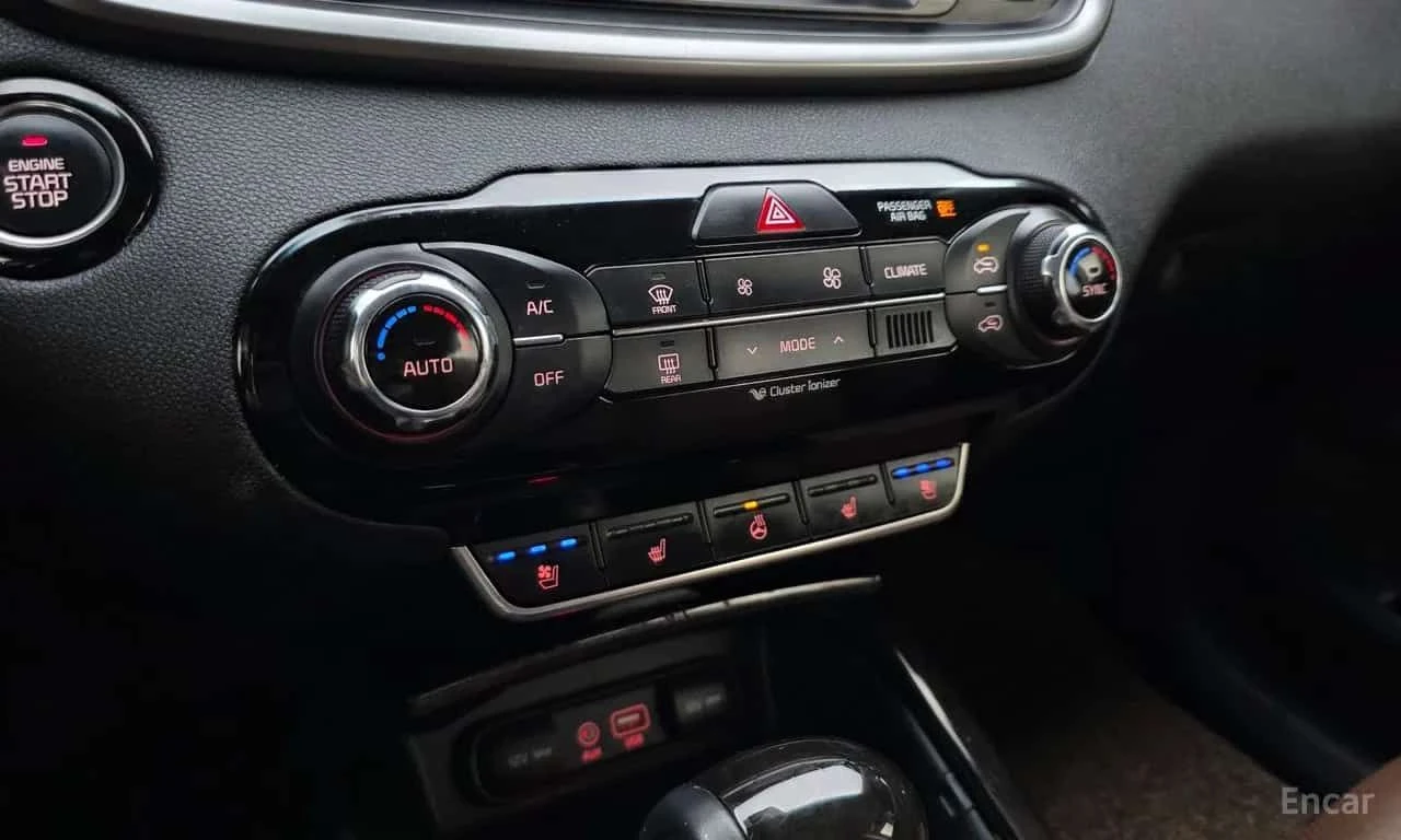Kia Sorento * Diesel 2.0 2WD * ЦЕНА ДО БГ, снимка 17 - Автомобили и джипове - 55629878