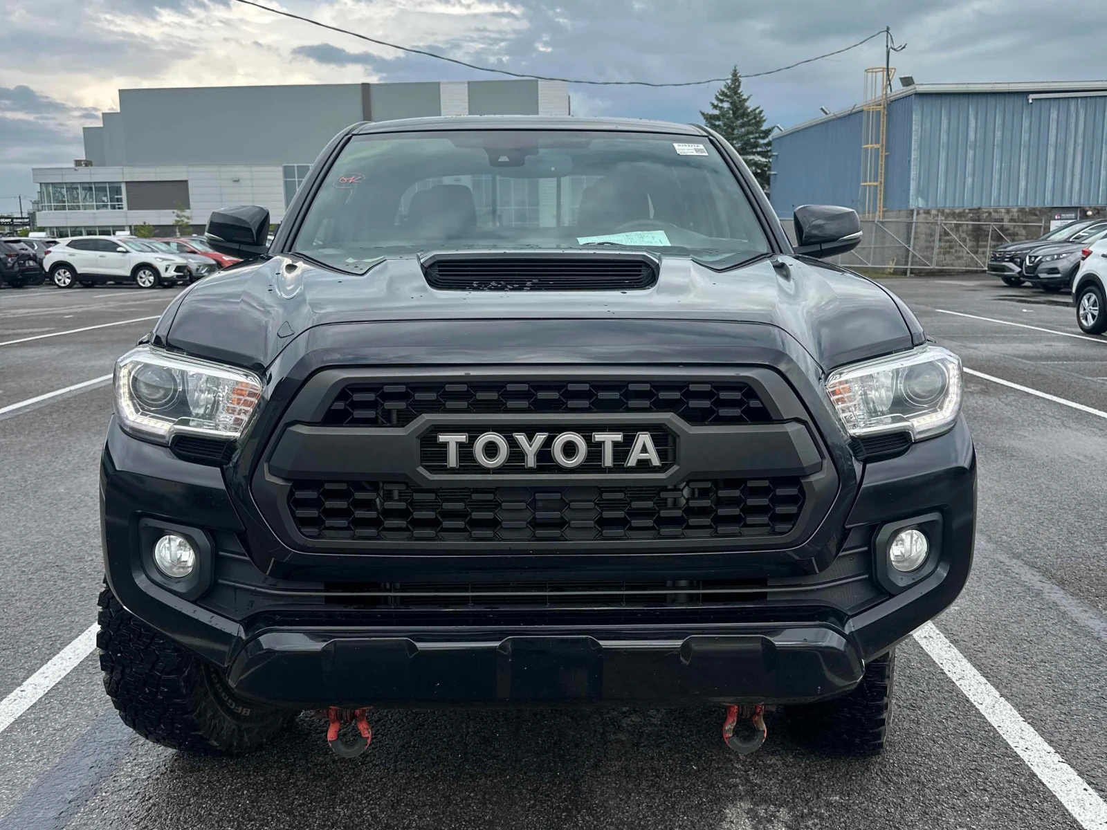 Toyota Tacoma * 4x4 Double Cab Auto* АВТОКРЕДИТ БЕЗ ПЪРВОНАЧАЛНА, снимка 6 - Автомобили и джипове - 55851392