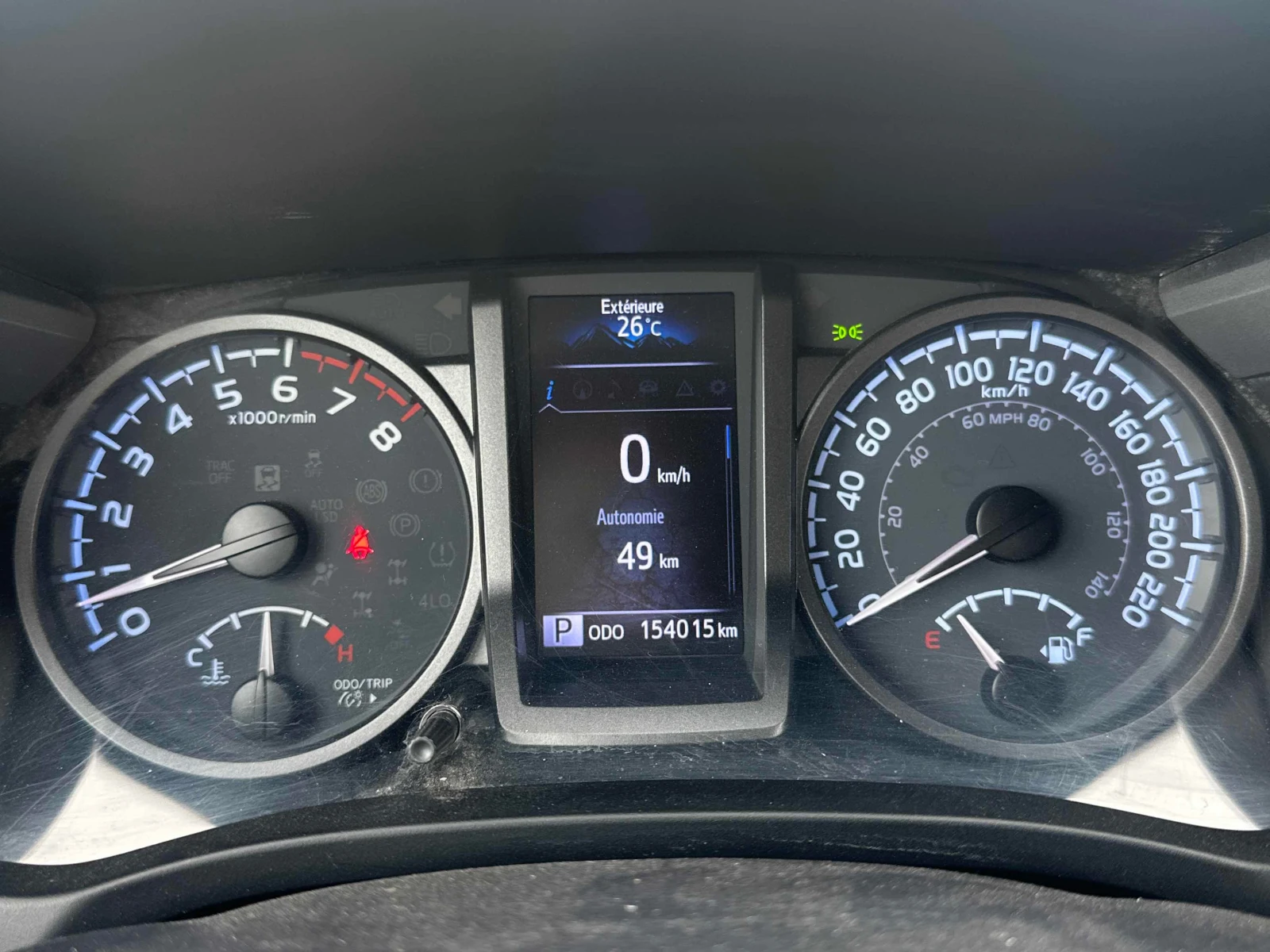 Toyota Tacoma * 4x4 Double Cab Auto* АВТОКРЕДИТ БЕЗ ПЪРВОНАЧАЛНА, снимка 8 - Автомобили и джипове - 55851392