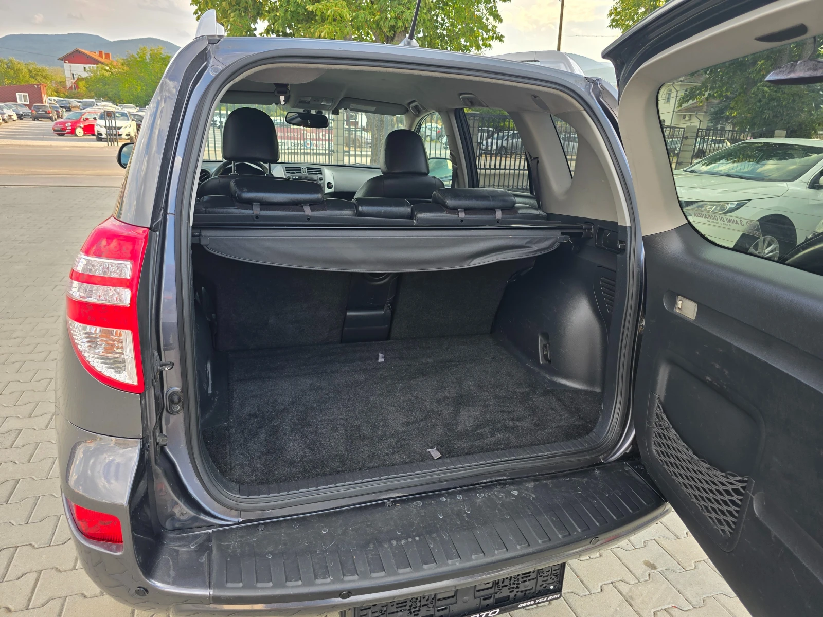 Toyota Rav4 2.2 D4D, 150�.�., 4�4, Facelift! | Mobile.bg � ����������� 16
