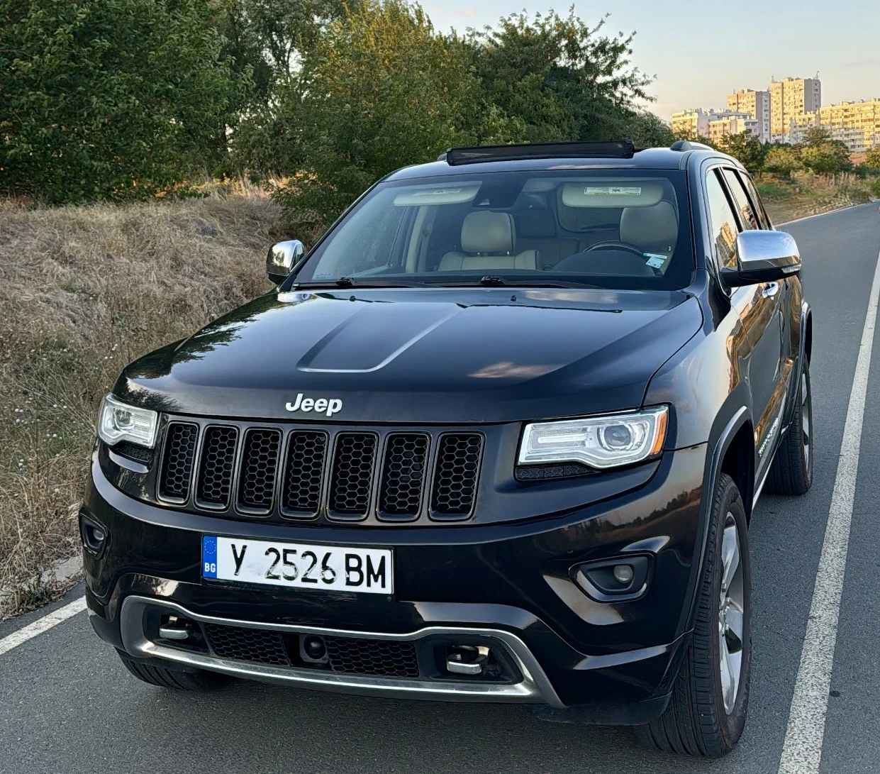 Jeep Grand cherokee 3.6 Overland* ДИСТР* ПАНОРАМА* ОБДУХ* 2 чифта гуми