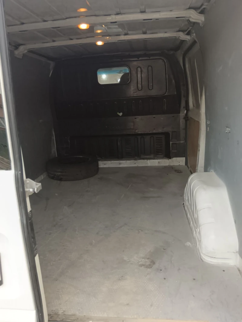 Ford Transit 2.2, снимка 8 - Бусове и автобуси - 47229001