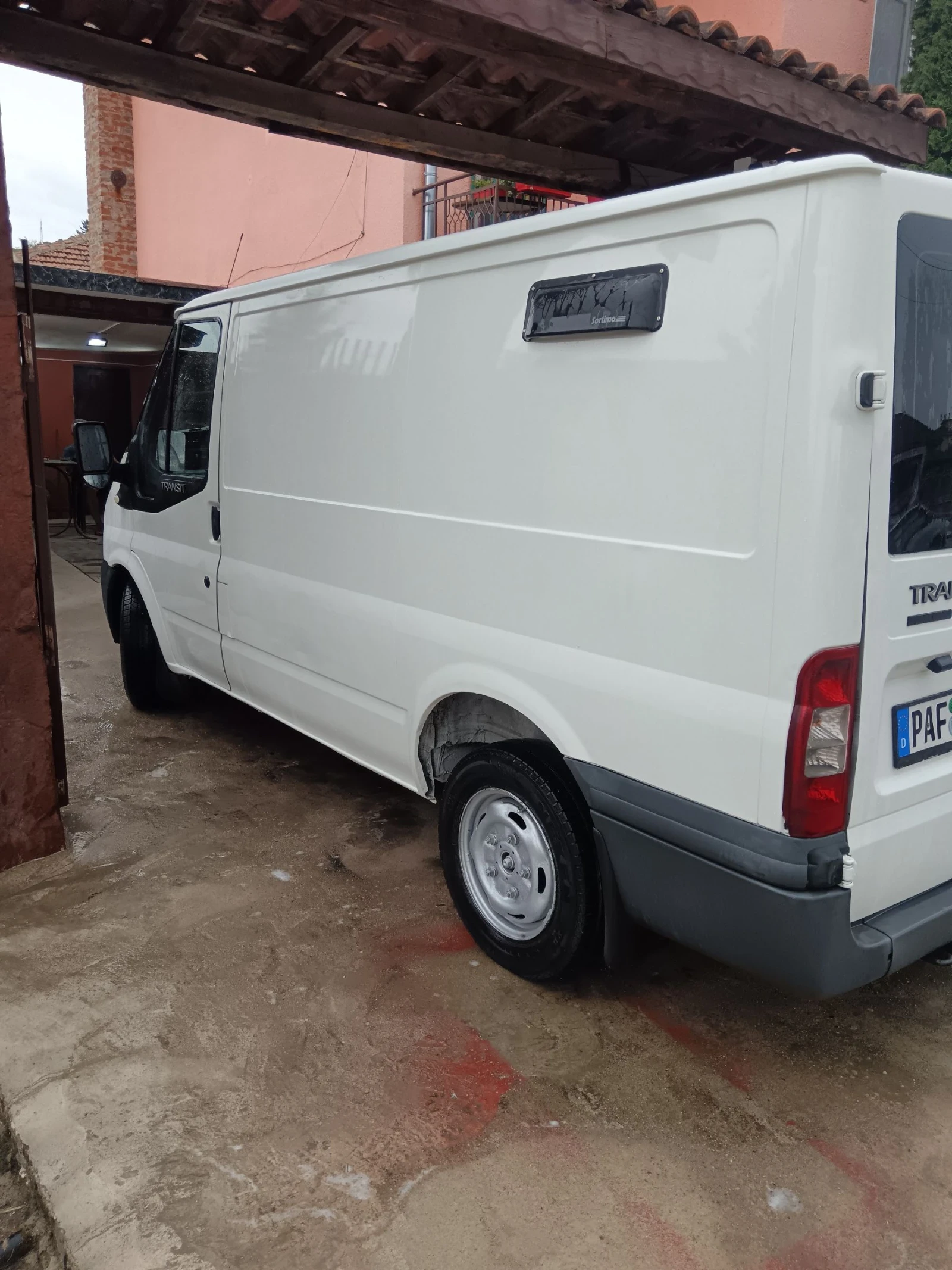 Ford Transit 2.2 - изображение 4