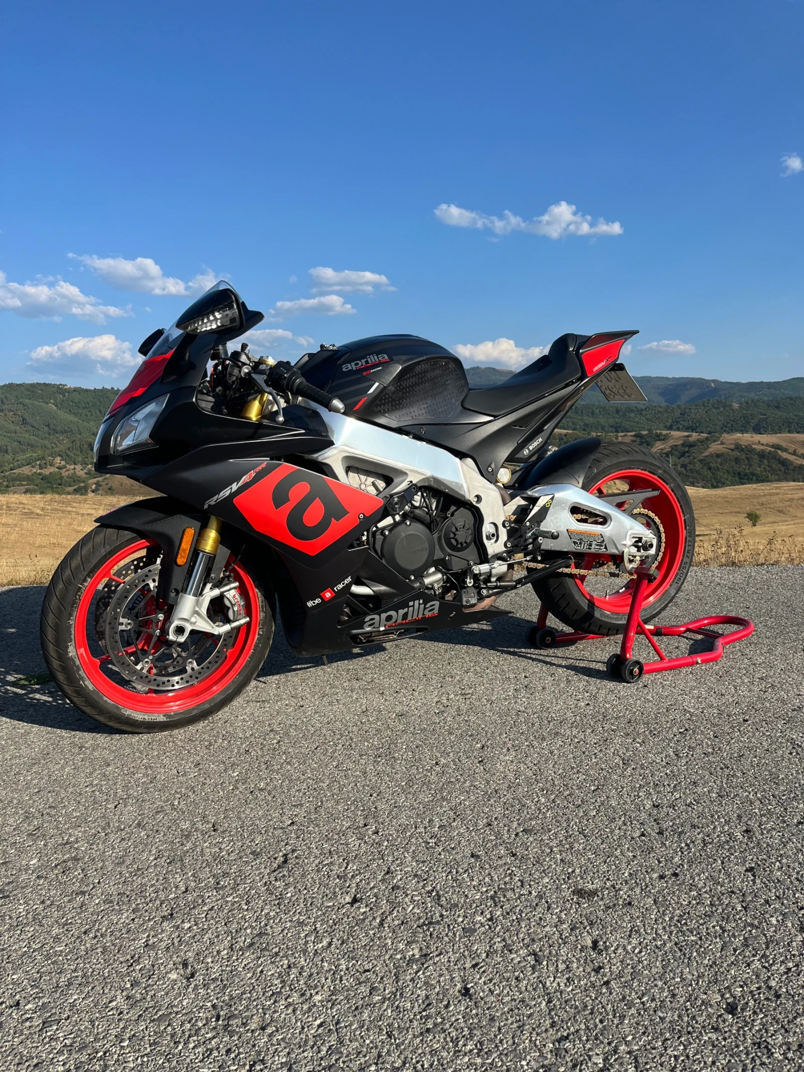 Aprilia RSV4 RR - изображение 2