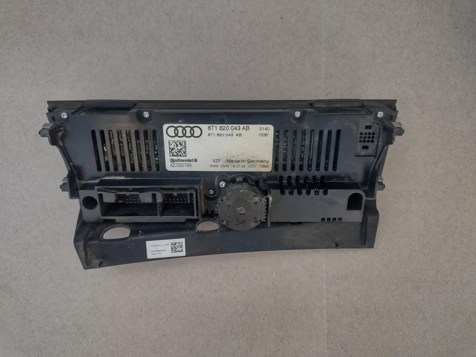 8T1820043AB     AUDI A4 B8, A5 8T   A2C53307434 | Mobile.bg   2