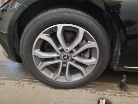 Mercedes-Benz C 300 * CARFAX * 2 КЛЮЧА * ПАНОРАМА * АМГ ПАКЕТ, снимка 8