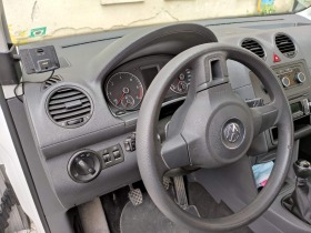 VW Caddy Maxi, 2.0 TDI, с рампа, снимка 6 - Автомобили и джипове - 45624489