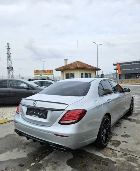     Mercedes-Benz E 220 AMG  