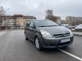 Toyota Corolla verso 2.2 D4D Navi, снимка 2