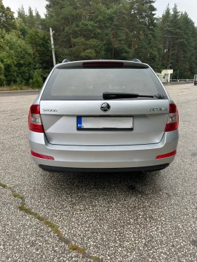 Skoda Octavia 1.6 TDI, 110HP, 7DSG - 17500 лв. - 21099389 6