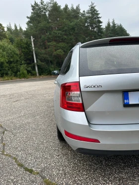 Skoda Octavia 1.6 TDI, 110HP, 7DSG - 17500 лв. - 21099389 4