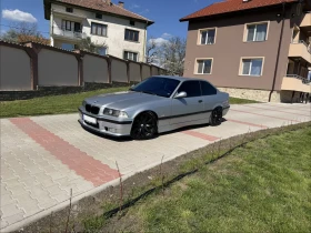 BMW 318 1.8 is
