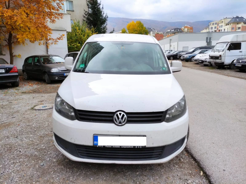 VW Caddy Maxi, 2.0 TDI, с рампа, снимка 3 - Автомобили и джипове - 46582681