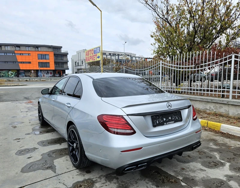 Mercedes-Benz E 220 AMG пакет , снимка 5 - Автомобили и джипове - 47729943