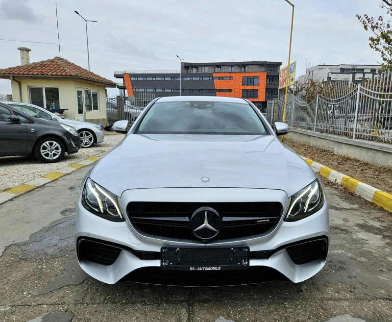 Mercedes-Benz E 220 AMG пакет , снимка 3 - Автомобили и джипове - 47729943