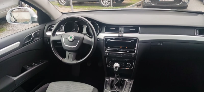 Skoda Superb 1, 8i, снимка 10 - Автомобили и джипове - 47988002