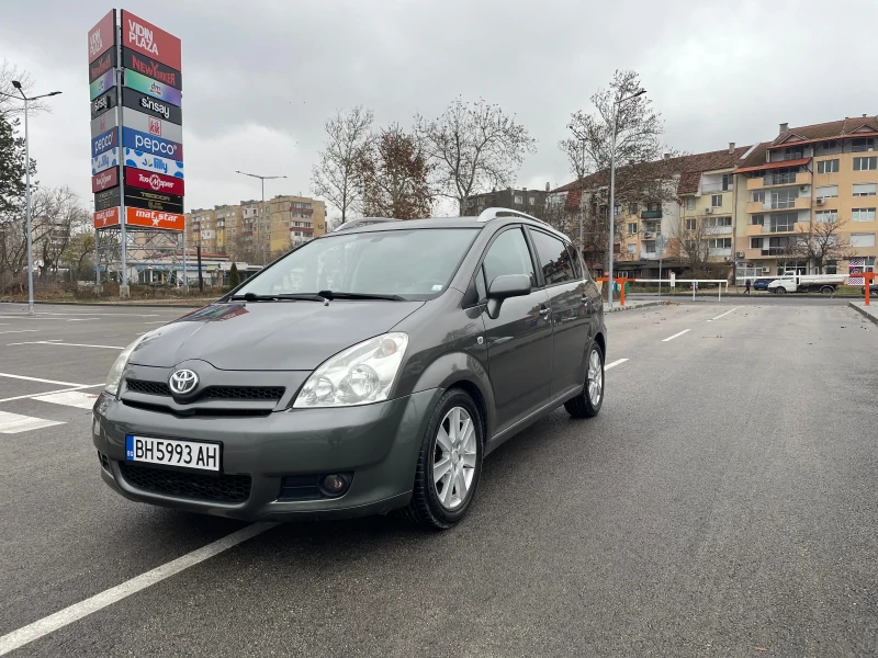 Toyota Corolla verso 2.2 D4D Navi, снимка 1 - Автомобили и джипове - 48254042