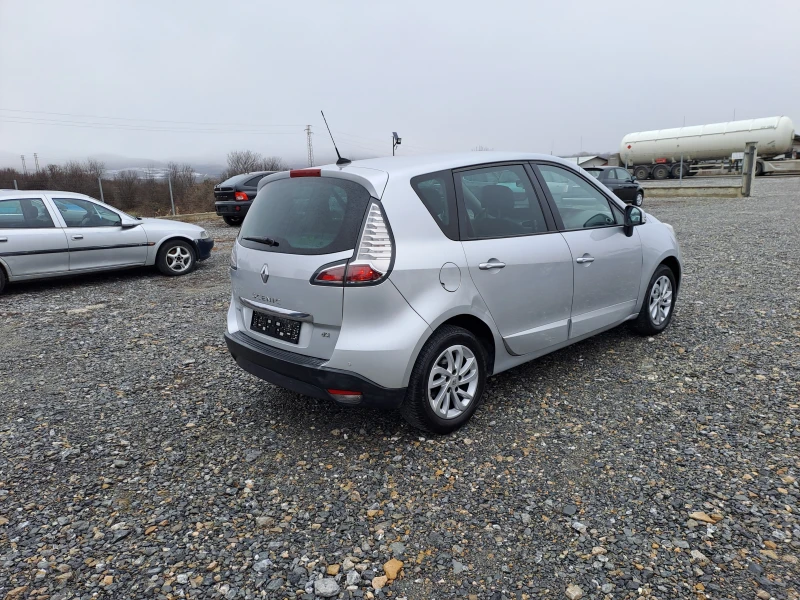 Renault Scenic 1.5DCI EURO5B 110к.с., снимка 4 - Автомобили и джипове - 48424973