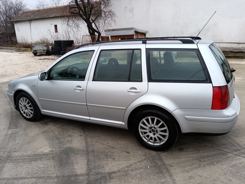 VW Bora, снимка 8 - Автомобили и джипове - 48494081