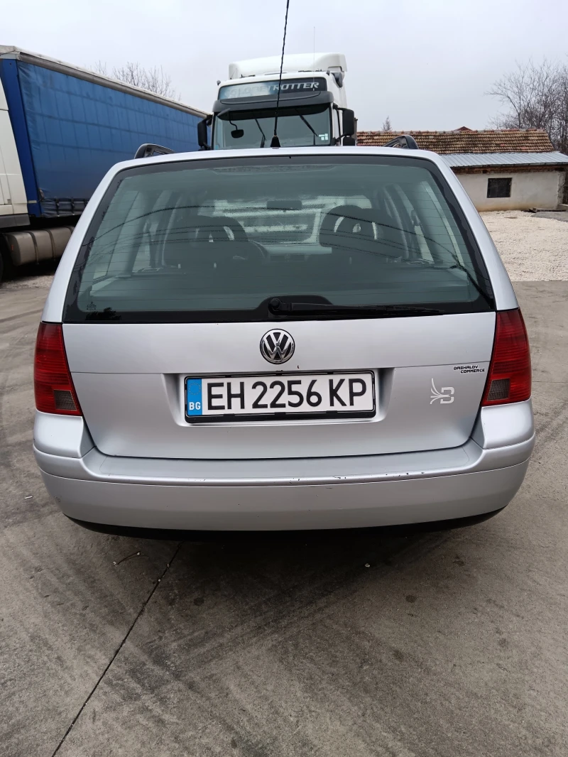 VW Bora, снимка 3 - Автомобили и джипове - 48494081