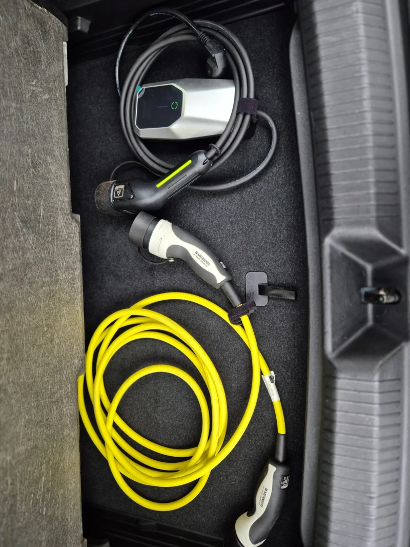 VW ID.4 1St/82Kw/TOP, снимка 8 - Автомобили и джипове - 52658028