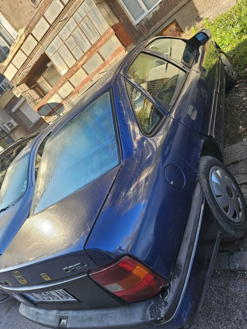 Opel Vectra, снимка 4 - Автомобили и джипове - 52806577