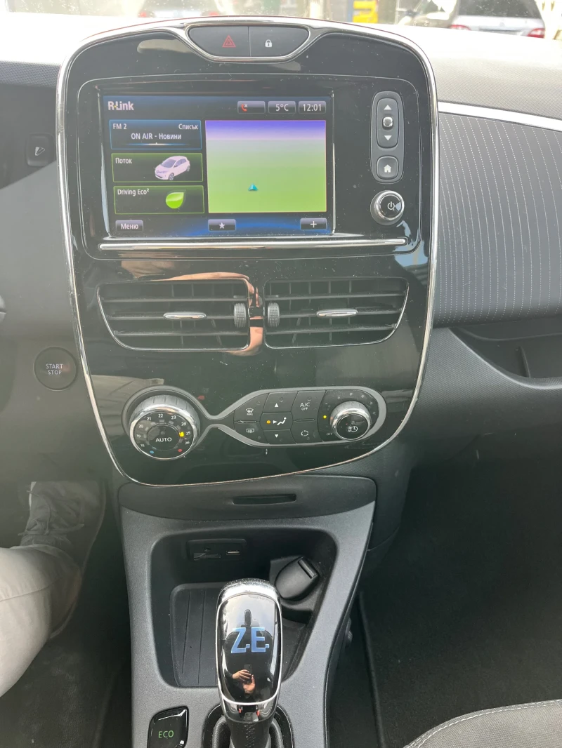 Renault Zoe 43 KW Electro drive Intens GERMANY, снимка 11 - Автомобили и джипове - 52830603