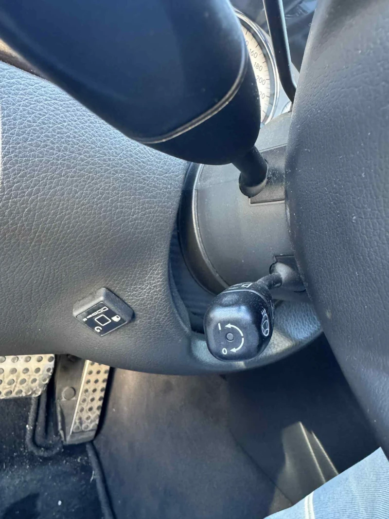 Mercedes-Benz E 500 5.0 Газ, снимка 8 - Автомобили и джипове - 52956831