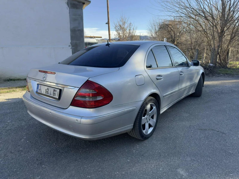 Mercedes-Benz E 500 5.0 Газ, снимка 3 - Автомобили и джипове - 52956831