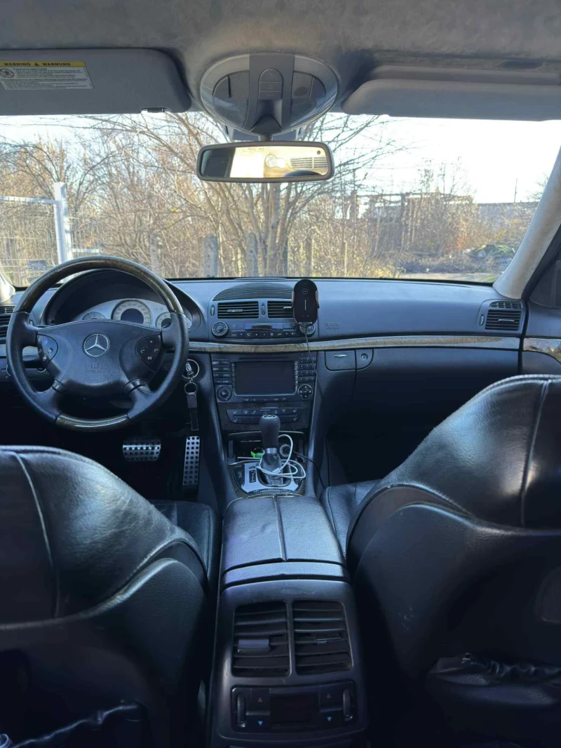 Mercedes-Benz E 500 5.0 Газ, снимка 10 - Автомобили и джипове - 52956831
