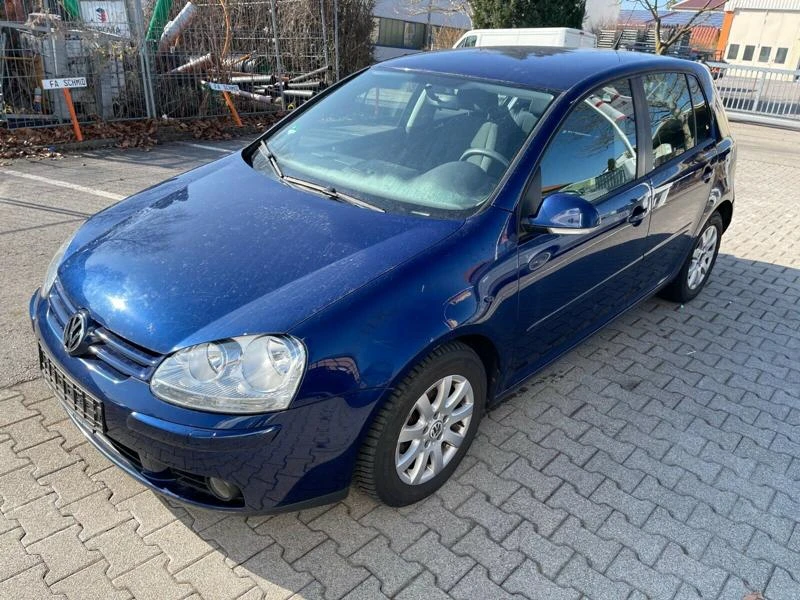 VW Golf 1.6 FSI   САМО НА ЧАСТИ , снимка 1 - Автомобили и джипове - 49101950