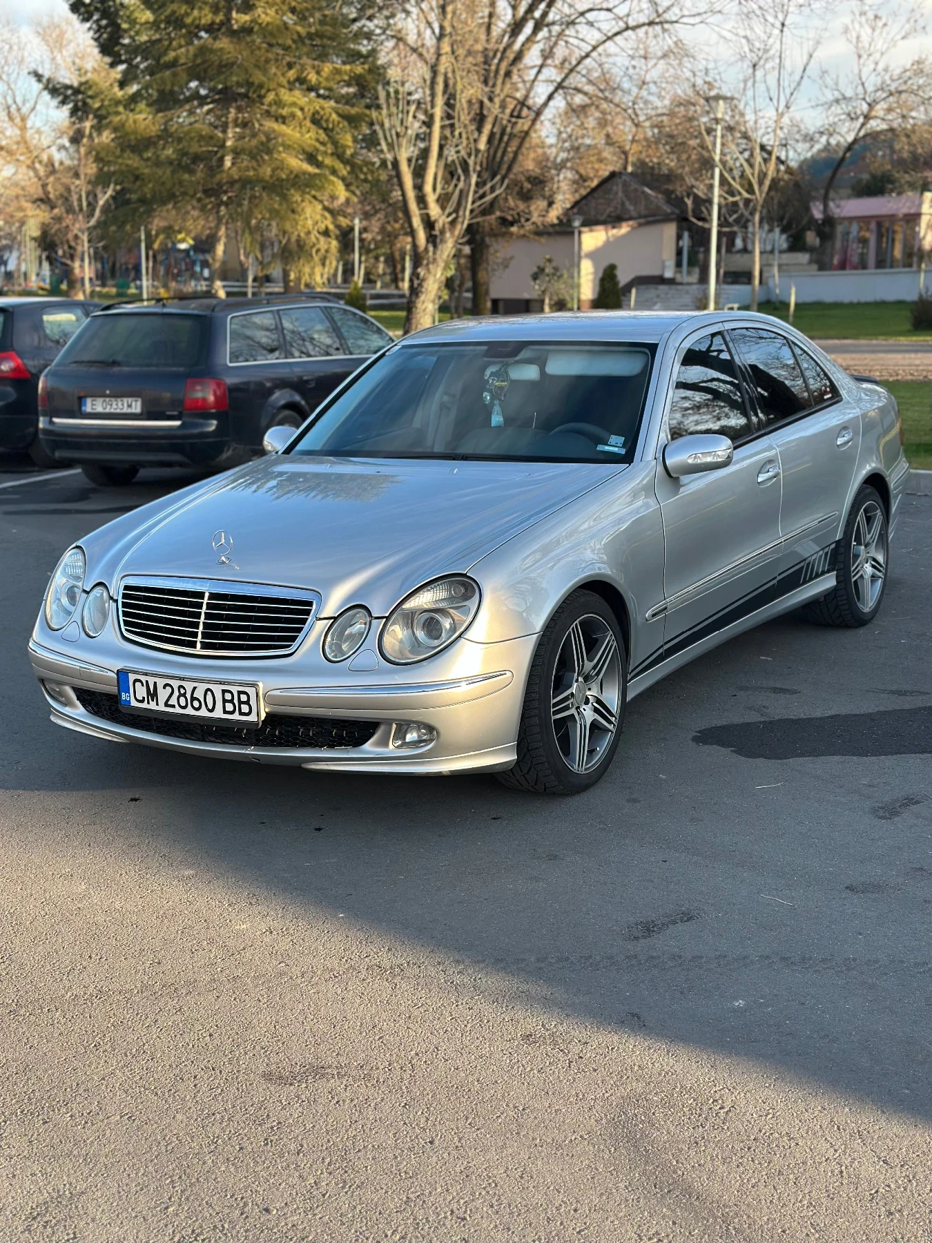 Mercedes-Benz E 320, снимка 1