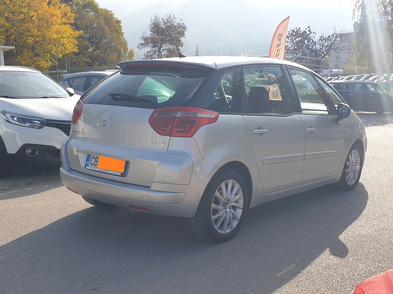 Citroen C4 Picasso 1.6HDi* Klimatronik* АВОМАТИК - изображение 4