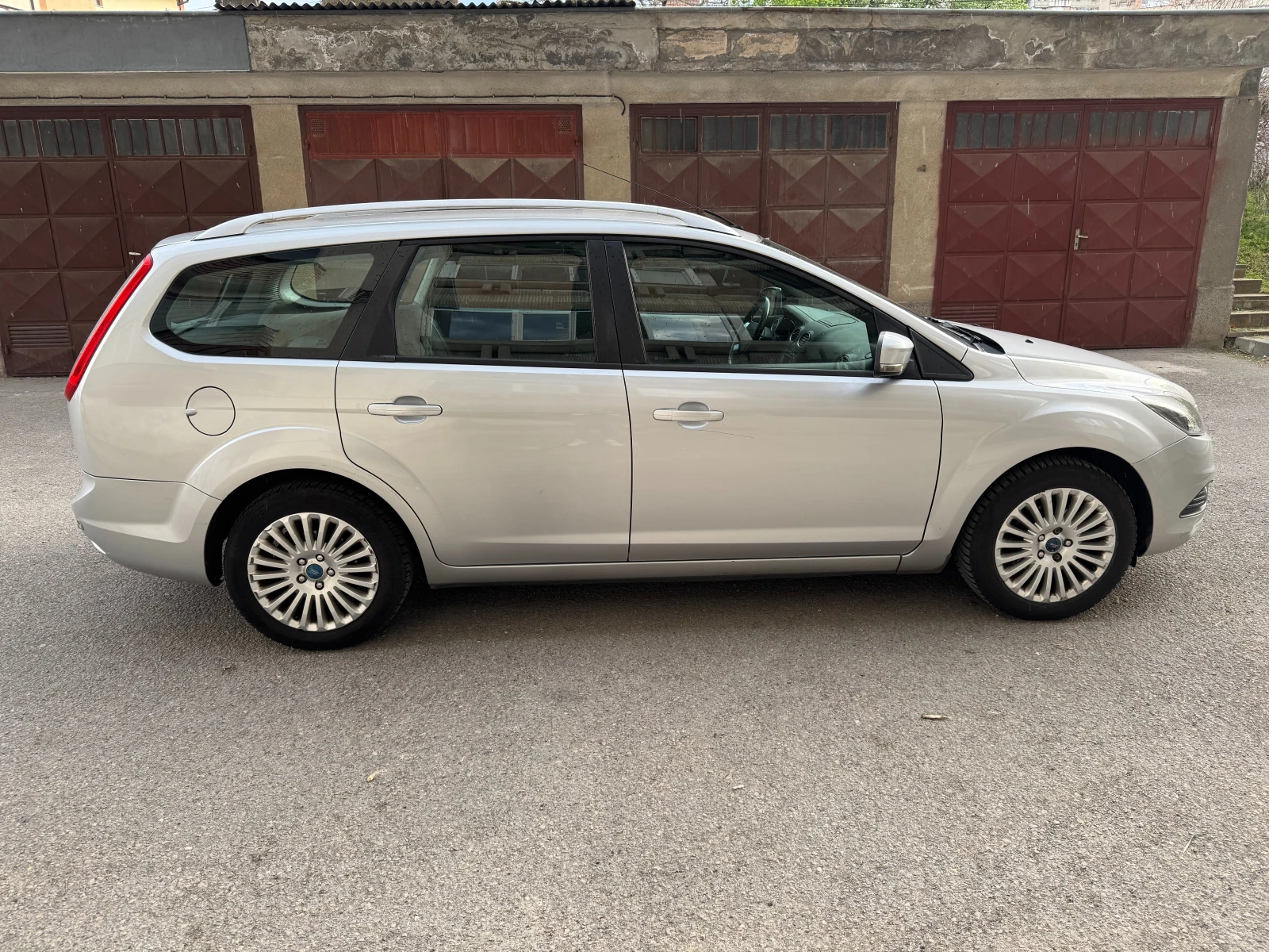 Ford Focus 1.8I - изображение 8