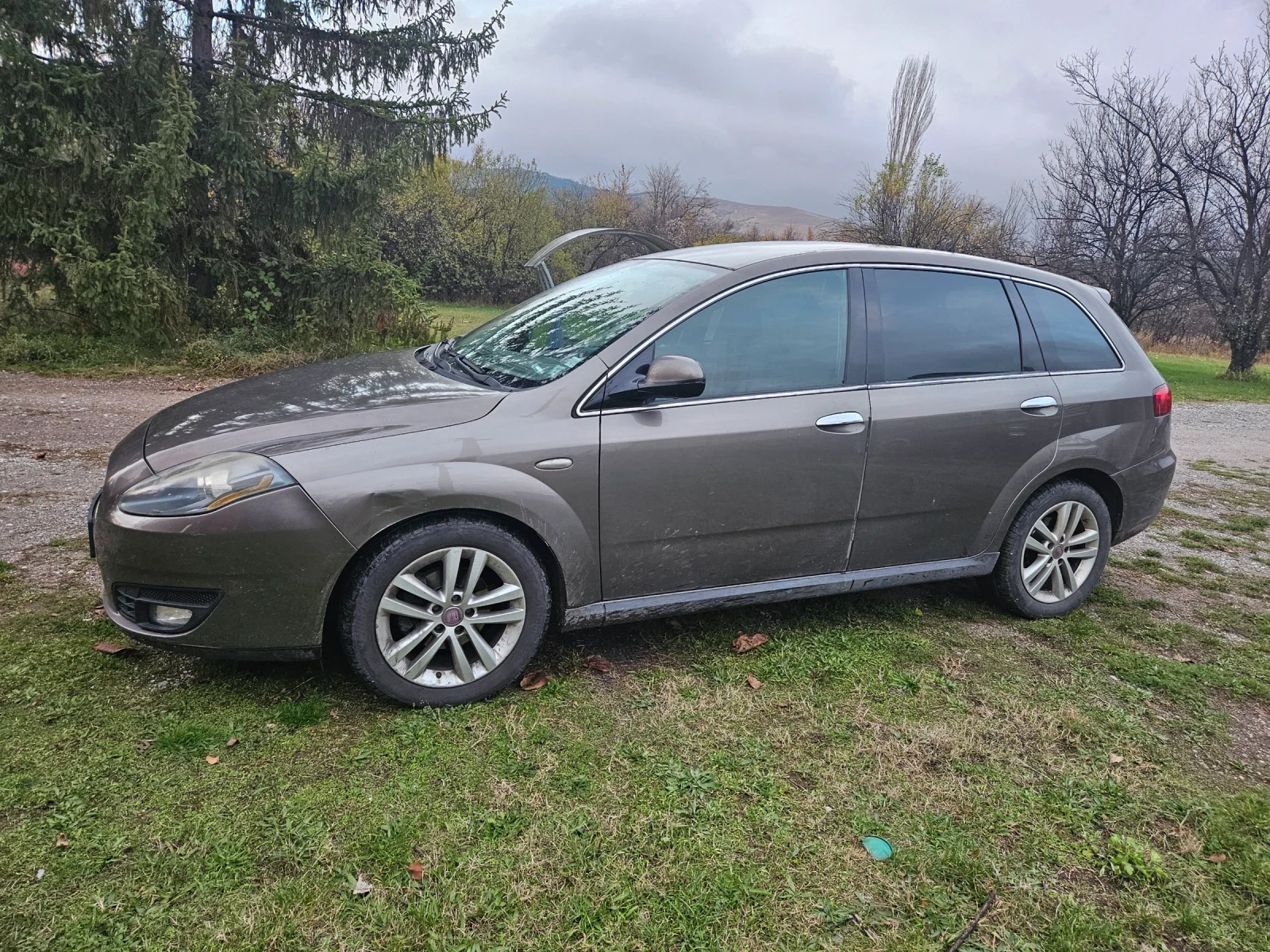 Fiat Croma Комби - изображение 3