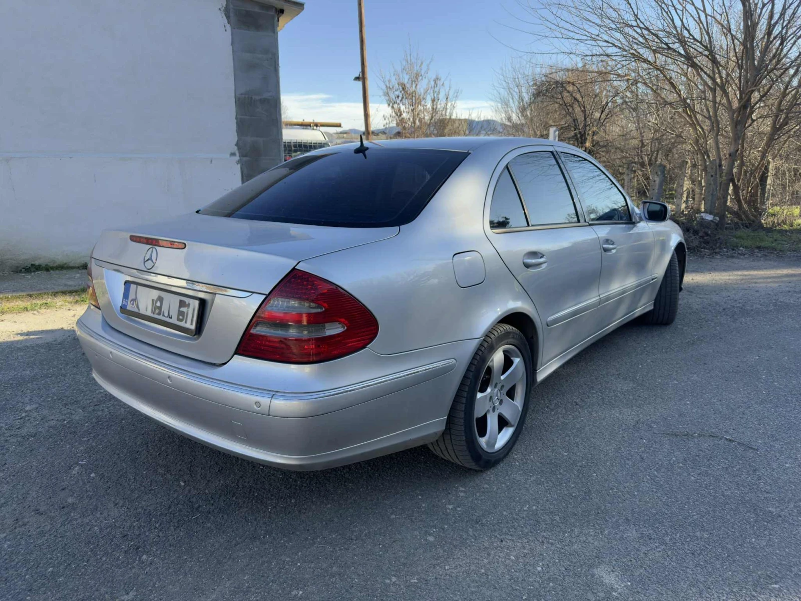 Mercedes-Benz E 500 5.0 Газ - изображение 3