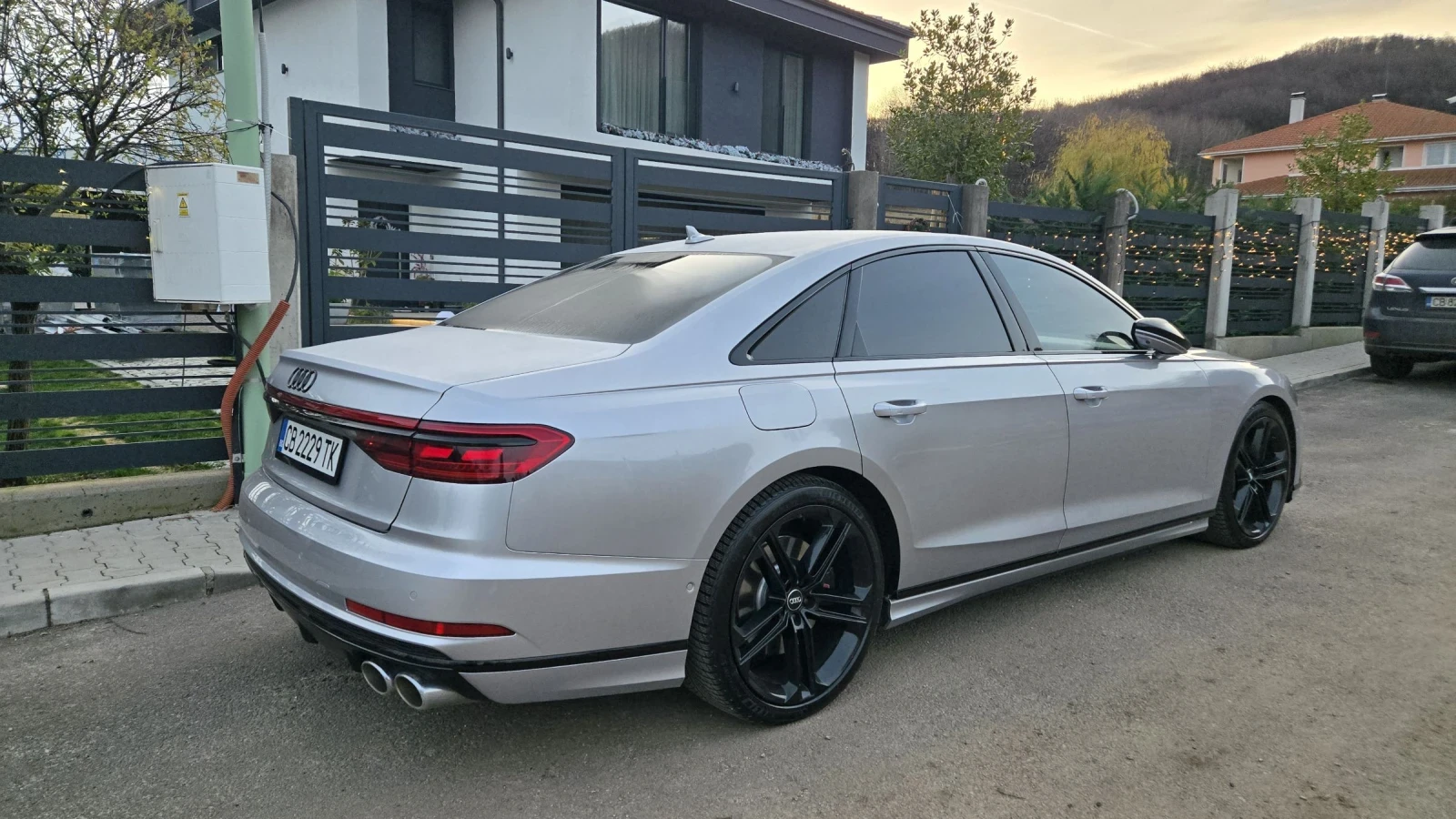 Audi S8  - изображение 4