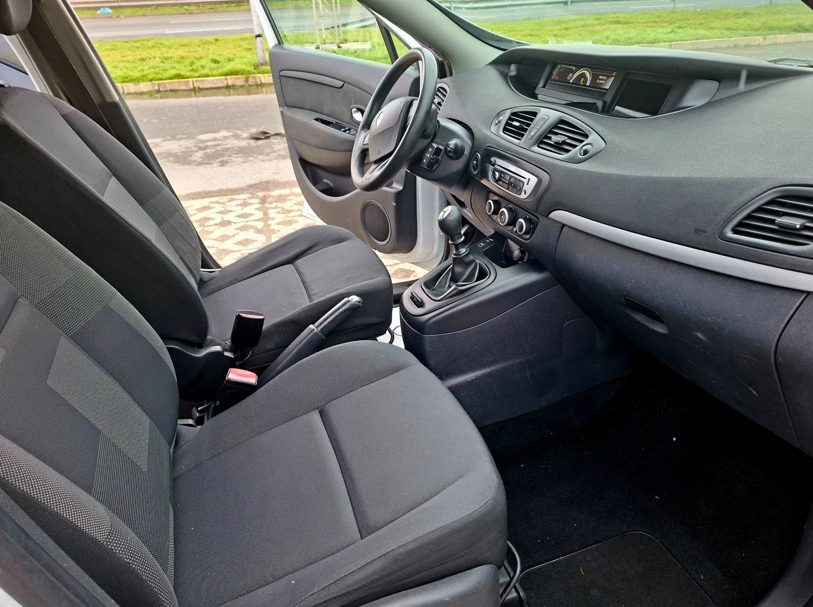 Renault Scenic 1.5 dci | Mobile.bg � ����������� 12