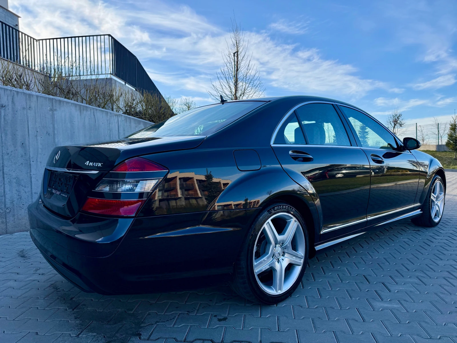 Mercedes-Benz S 320 CDI 4-MATIC AMG PACK/3xTV/DISTRONIC/VAKUM/FULL, снимка 4 - Автомобили и джипове - 53785586