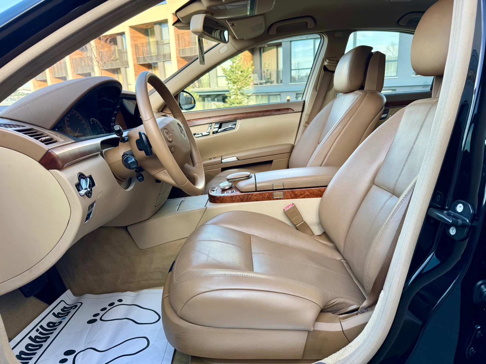 Mercedes-Benz S 320 CDI 4-MATIC AMG PACK/3xTV/DISTRONIC/VAKUM/FULL, снимка 7 - Автомобили и джипове - 53785586