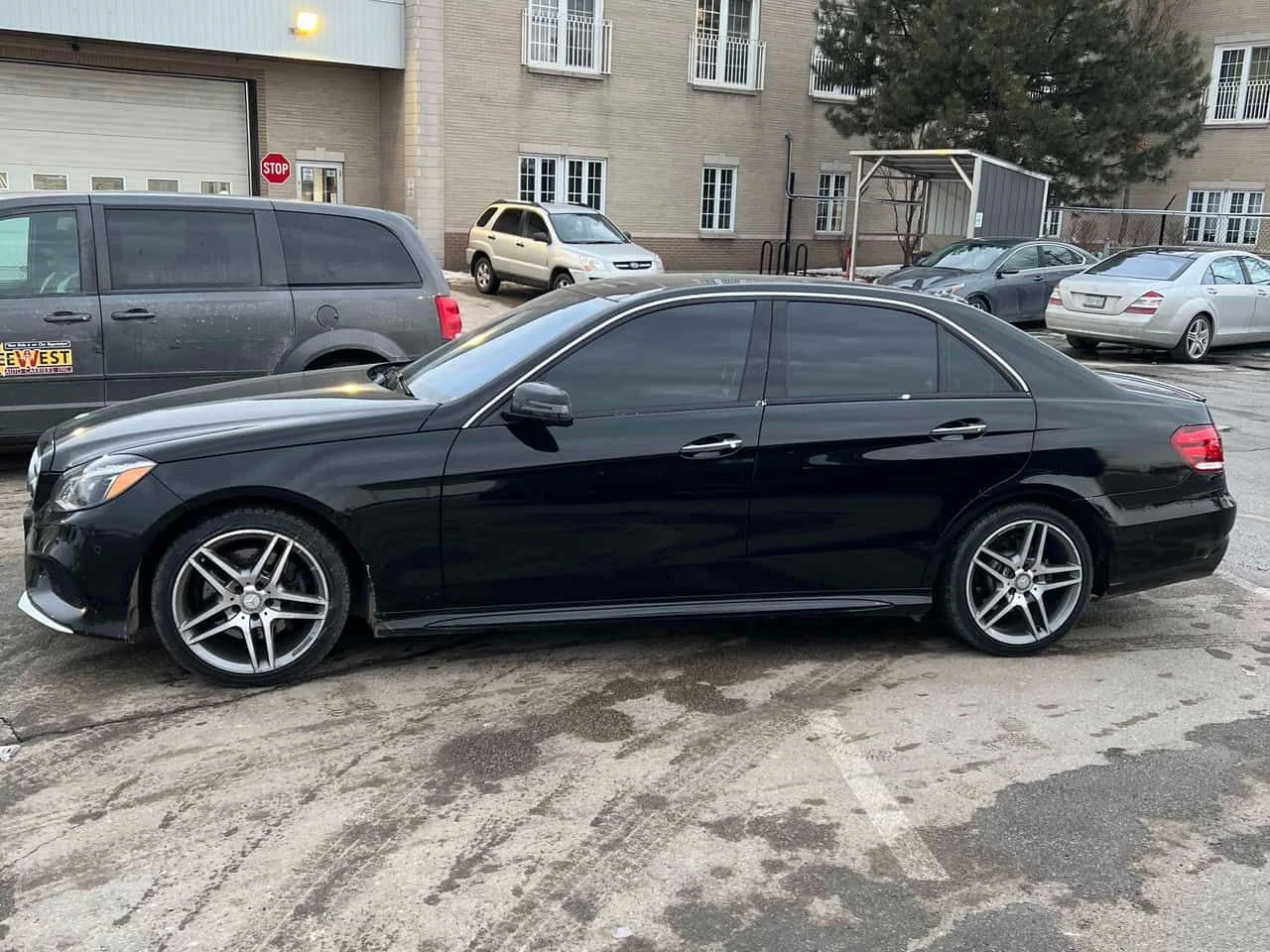 Mercedes-Benz E 400 CARFAX, снимка 2 - Автомобили и джипове - 53855097