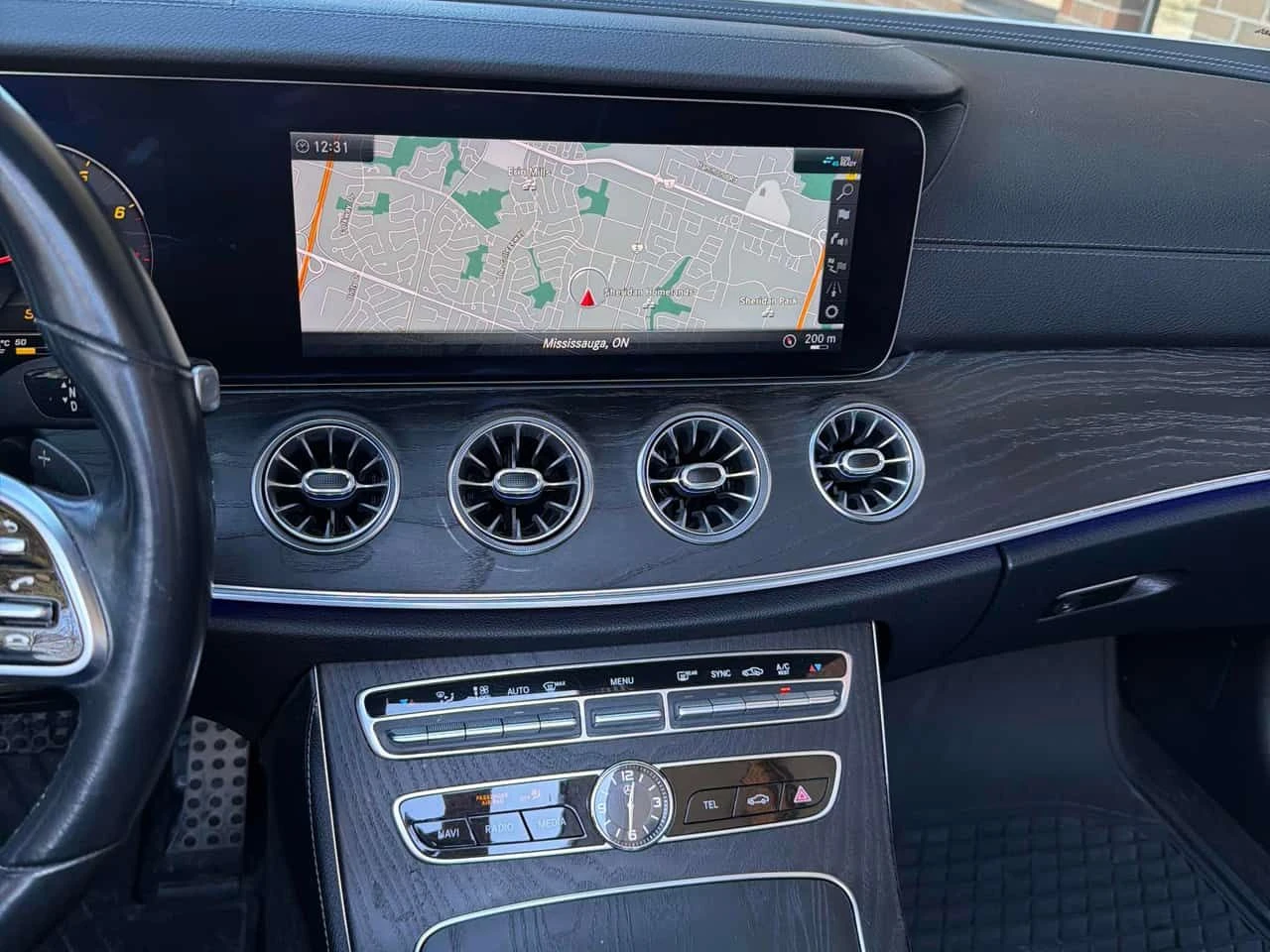 Mercedes-Benz E 450 CARFAX, снимка 9 - Автомобили и джипове - 54172233