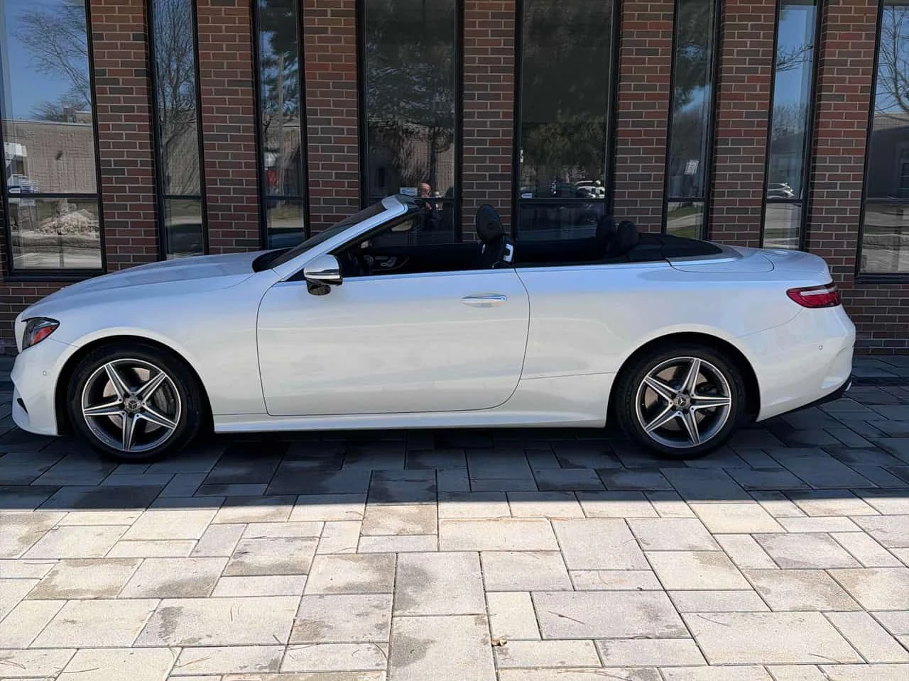 Mercedes-Benz E 450 CARFAX, снимка 2 - Автомобили и джипове - 54172233