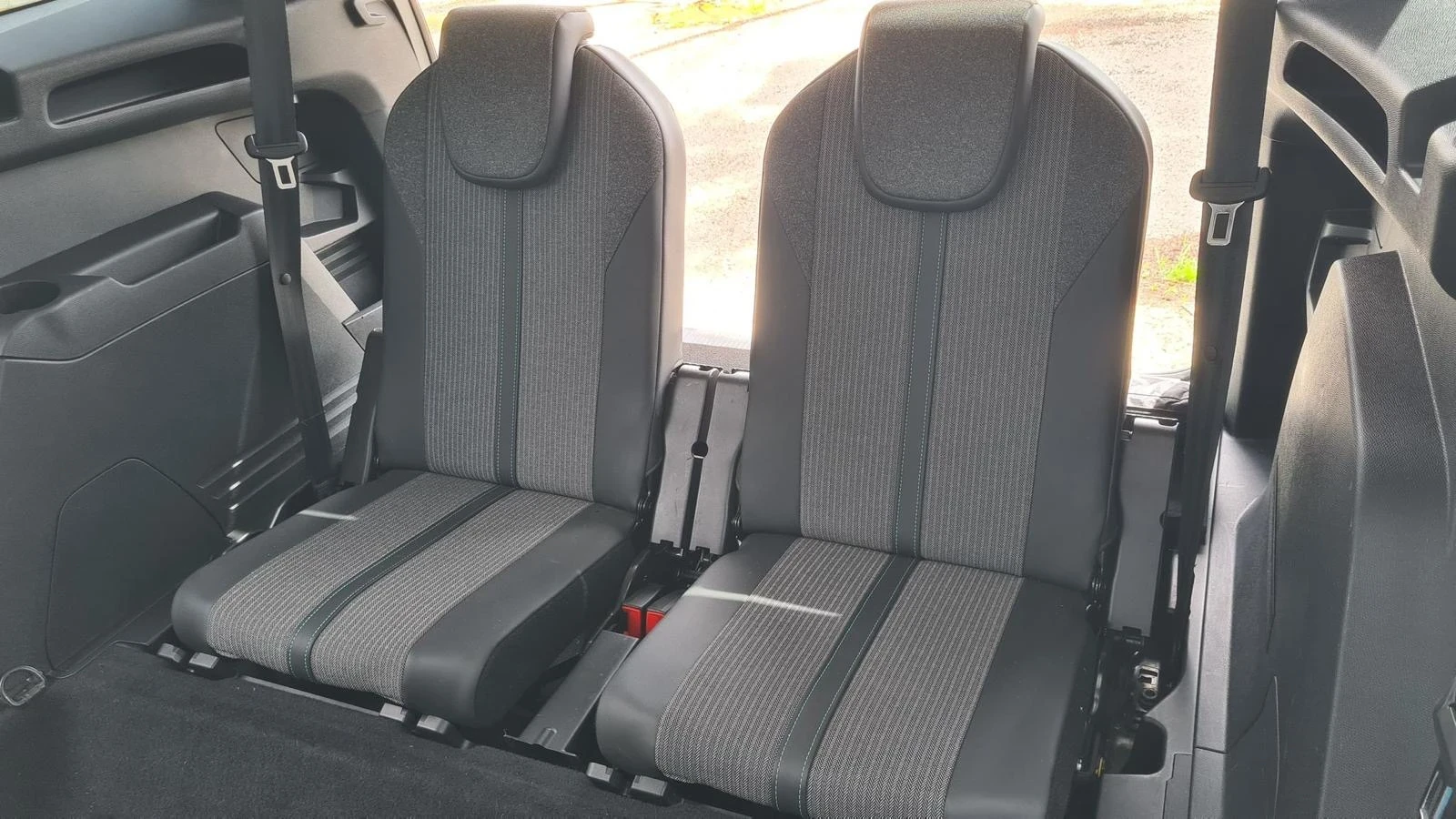 Peugeot 5008 BlueHDi SeS EAT8 GT, снимка 11 - Автомобили и джипове - 54243944