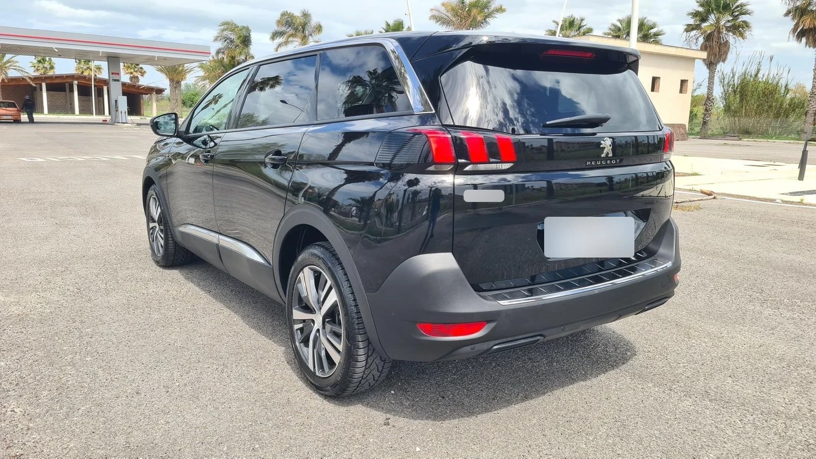 Peugeot 5008 BlueHDi SeS EAT8 GT, снимка 5 - Автомобили и джипове - 54243944