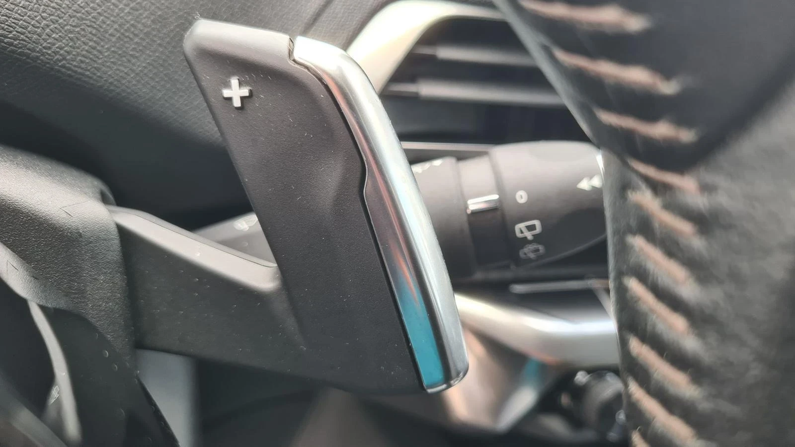 Peugeot 5008 BlueHDi SeS EAT8 GT, снимка 15 - Автомобили и джипове - 54243944