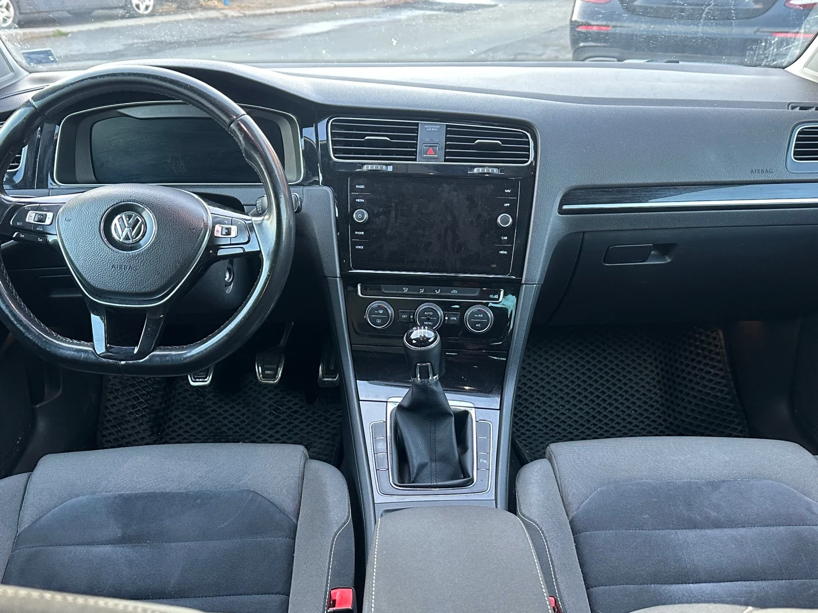 VW Golf 7.5 Highline, снимка 5 - Автомобили и джипове - 54311467