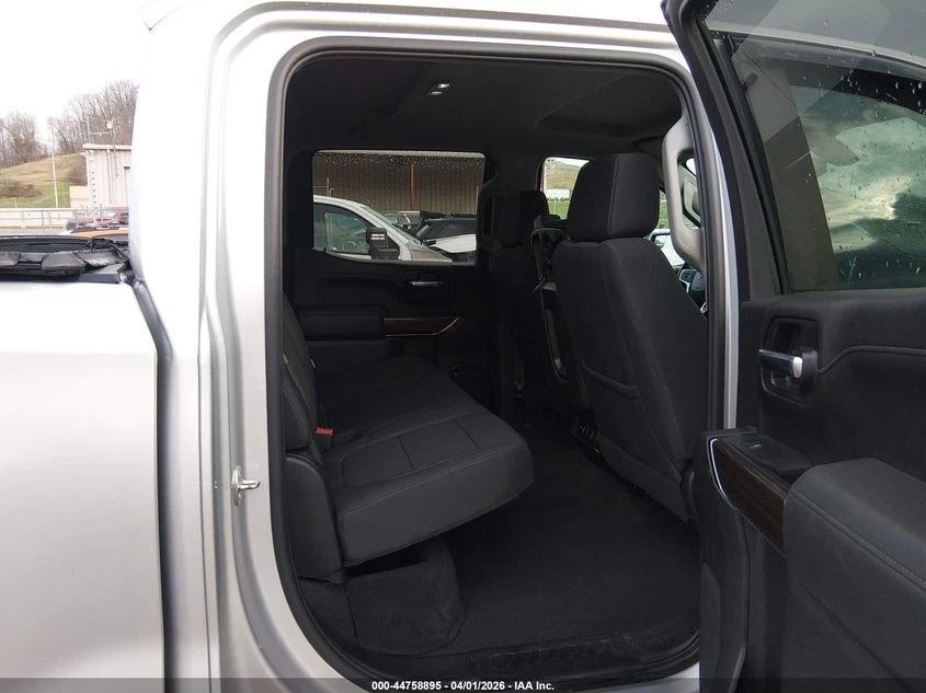 Chevrolet Silverado 5.3l 1500 4Wd Short Bed Rst, снимка 8 - Автомобили и джипове - 54360718