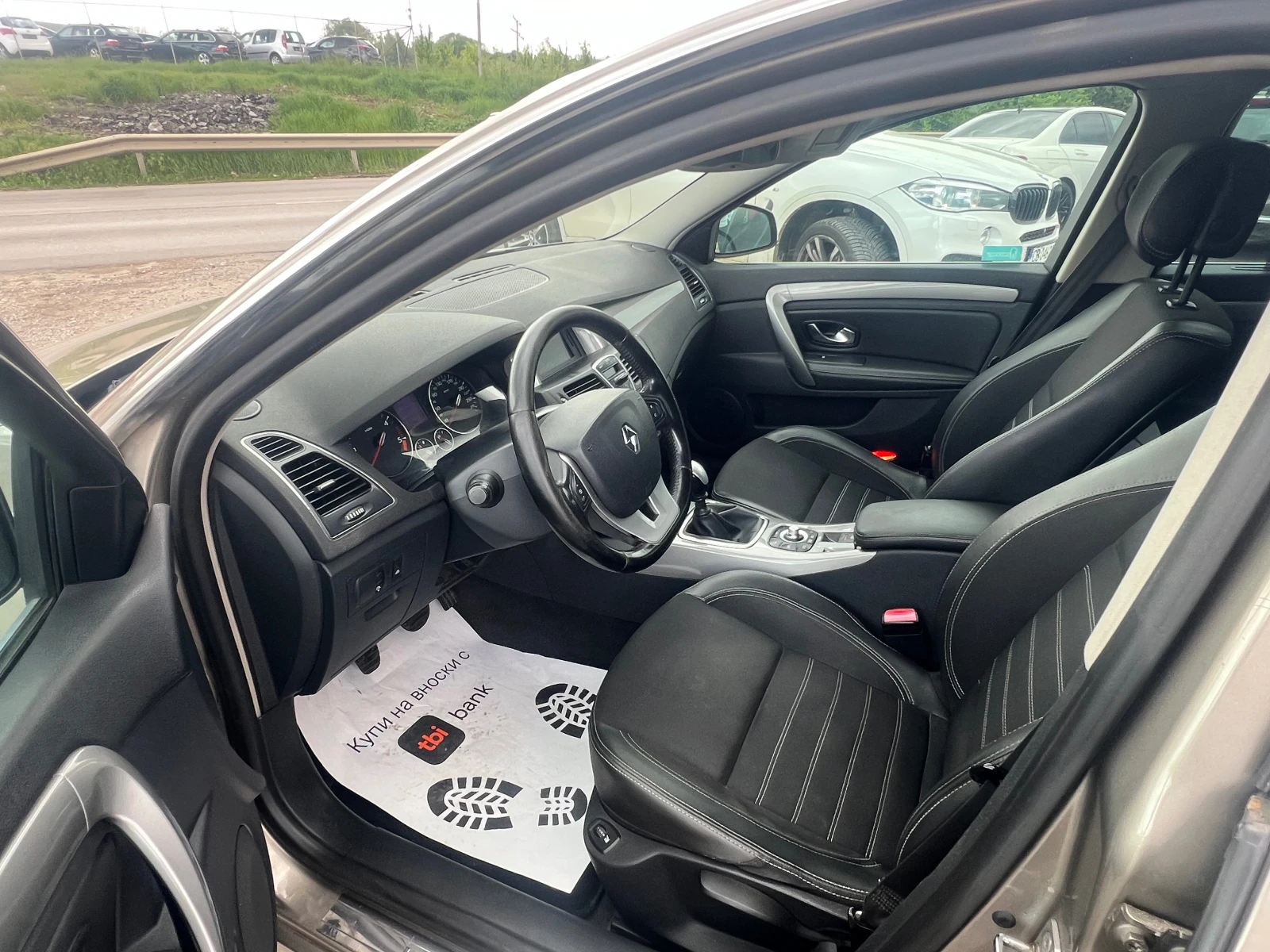 Renault Laguna, снимка 12 - Автомобили и джипове - 54509134