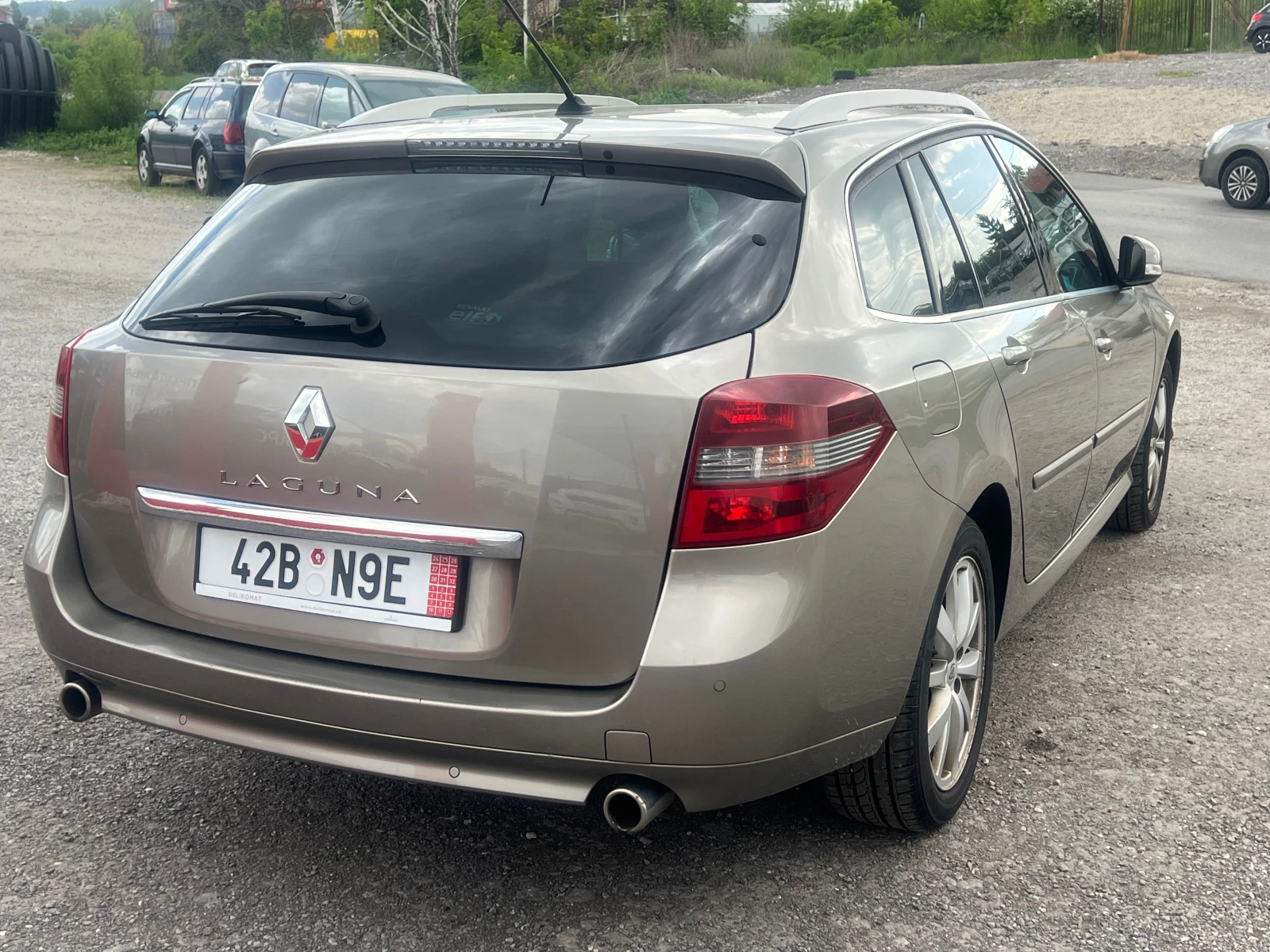 Renault Laguna, снимка 8 - Автомобили и джипове - 54509134